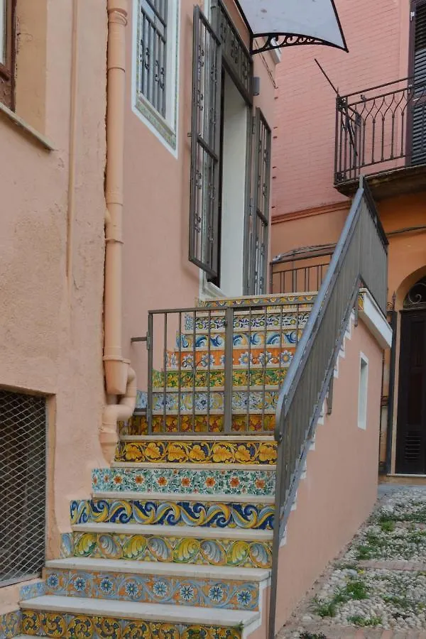 Casa vacanze Bilocale Bevilacqua Centralissimo a Sciacca Villa Italia